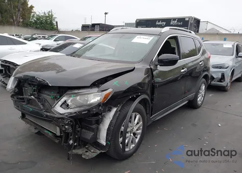 2018 Nissan Rogue S/Sv z USA, uszkodzony, nr VIN KNMAT2MT0JP516105